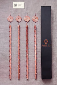 Quatre antennes d'électroculture en cuivre Kopero de 60 cm avec l'emballage et la carte de mode d'emploi