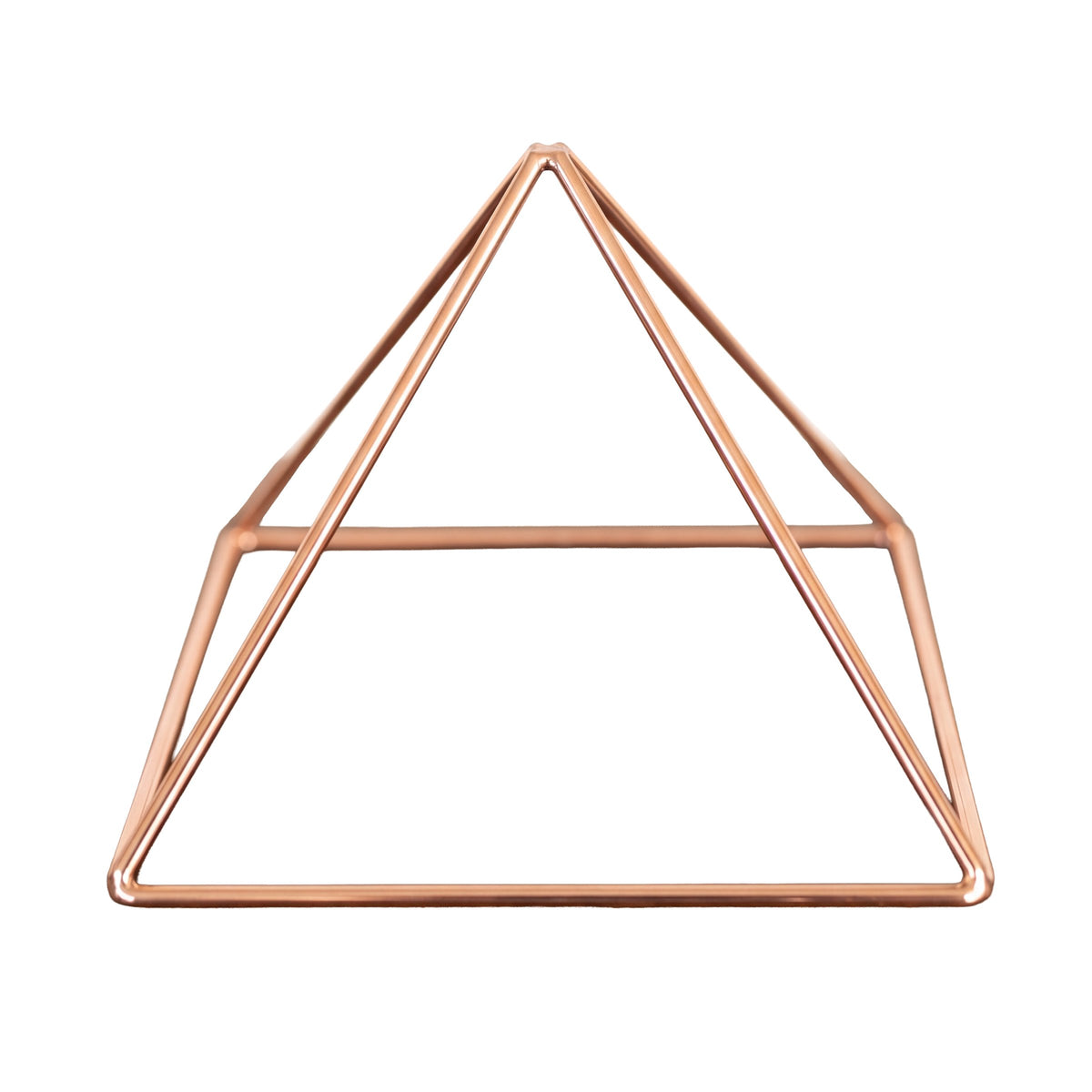 Pyramide énergisante en cuivre lisse Kopero Grande (23,56 cm) en tube de cuivre lisse, photo produit sur fond blanc